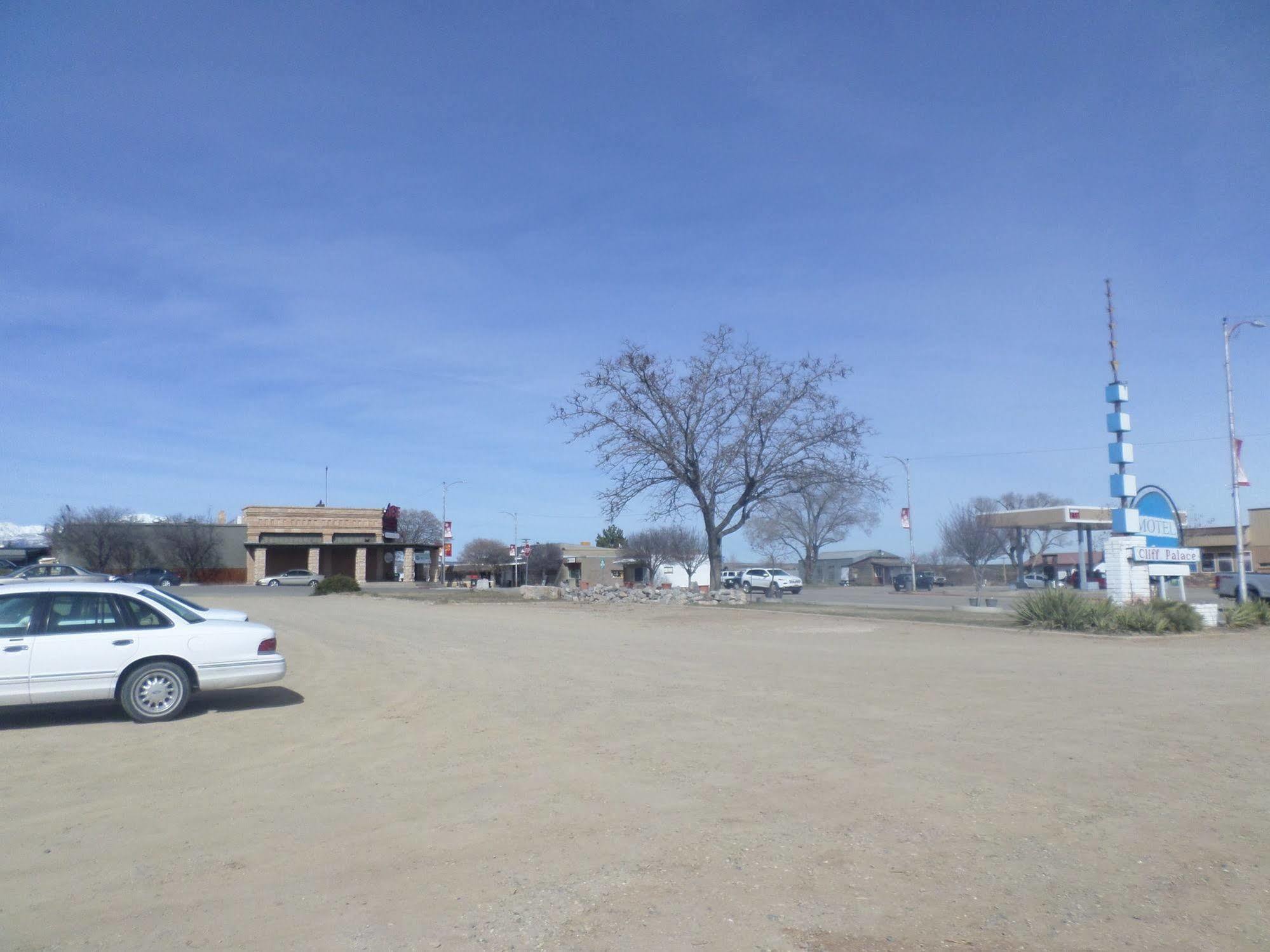 Cliff Palace Motel Blanding Kültér fotó