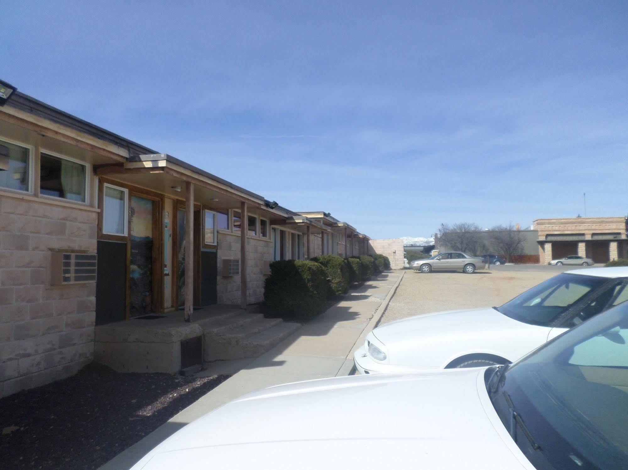 Cliff Palace Motel Blanding Kültér fotó